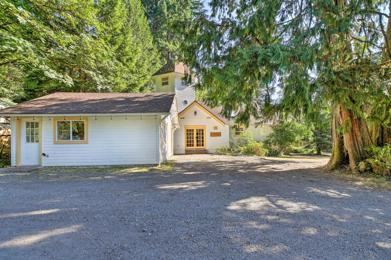 Cozy Black Bear Retreat By Mount Rainier!
