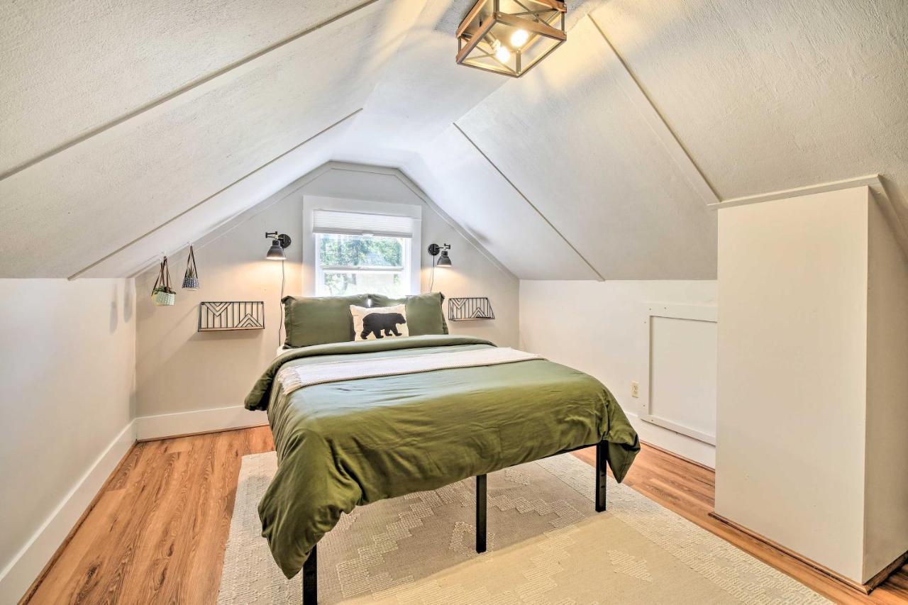 Cozy Black Bear Retreat By Mount Rainier! * Ashford