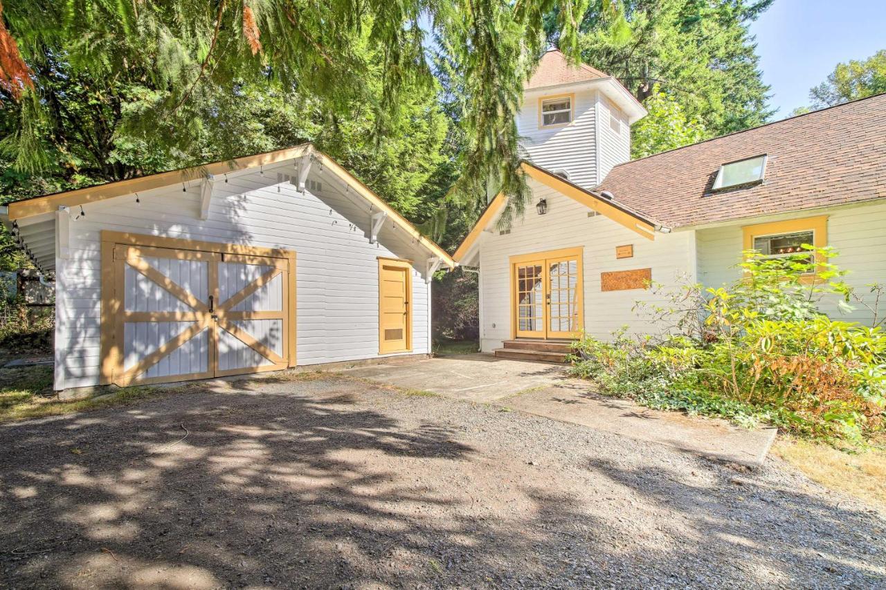 Cozy Black Bear Retreat By Mount Rainier! Holiday home Ashford
