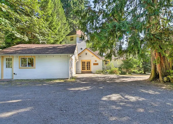 Cozy Black Bear Retreat By Mount Rainier!